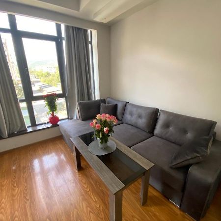 Sunny Apartment Dilijan Exterior foto