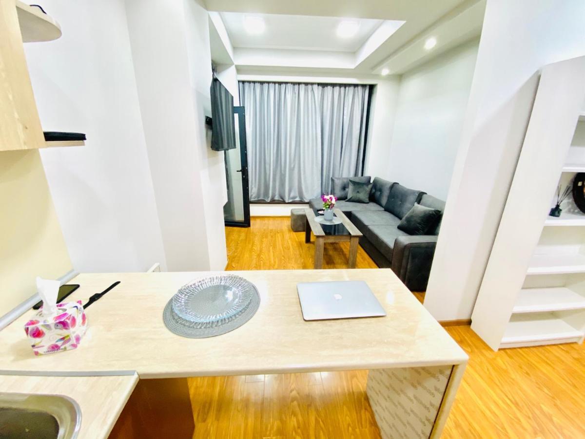 Sunny Apartment Dilijan Exterior foto