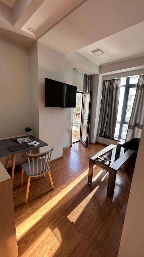 Sunny Apartment Dilijan Exterior foto